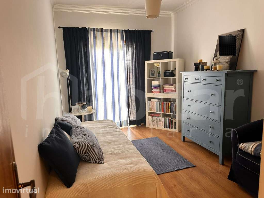 Apartamento T3 com 147 m², varandas, estacionamento e arrecadação-13