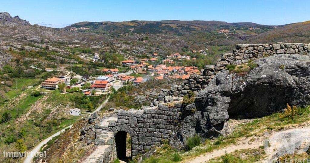 Casa de Campo em Castro Laboreiro e Lamas de Mouro de 32,00 m2 - Grande imagem: 4/5