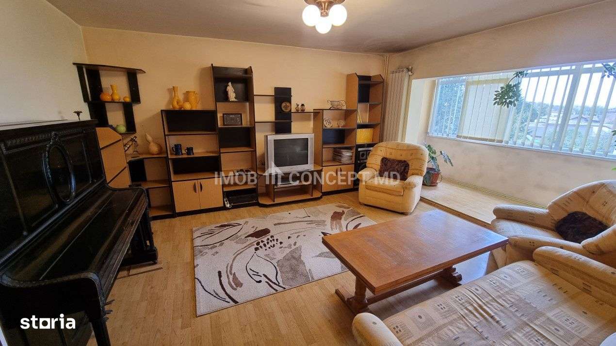 Inchiriere apartament 3 camere, spatios, in zona Democratiei - Imagine principală: 4/19