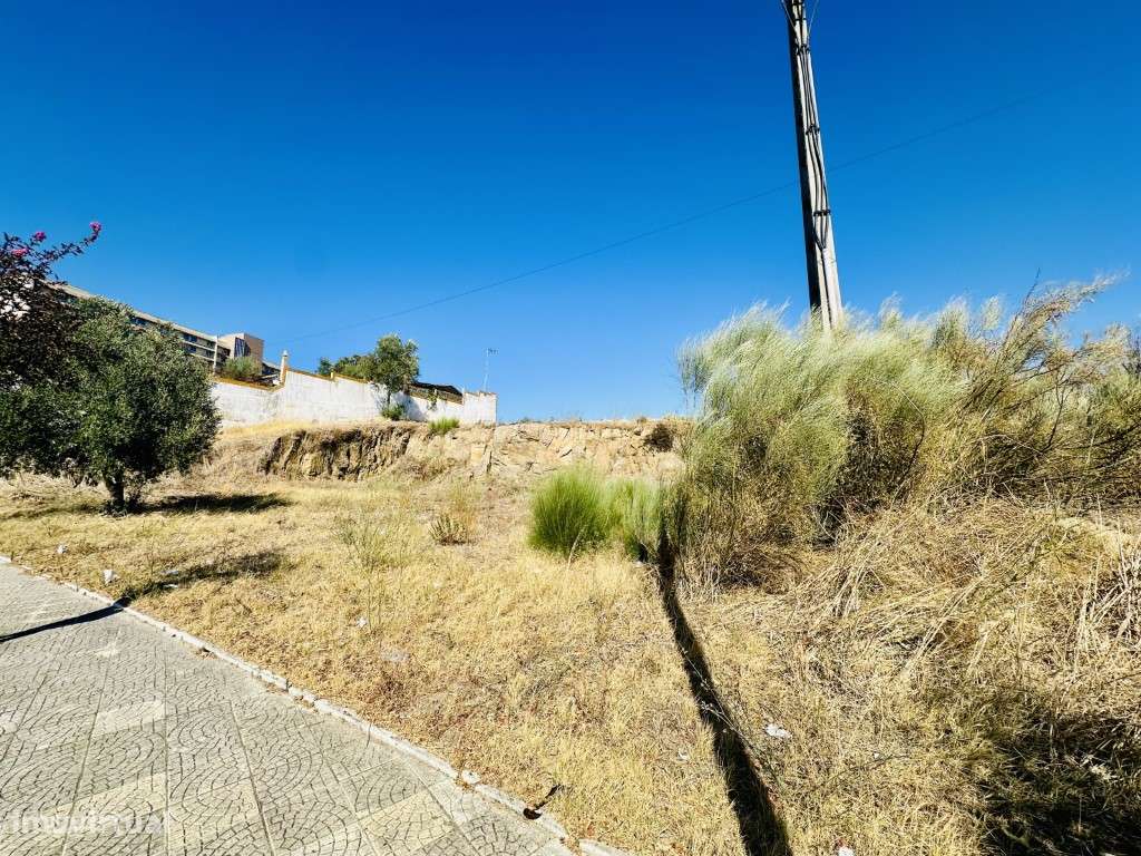 Lote de terreno para construção urbana - Grande imagem: 3/10