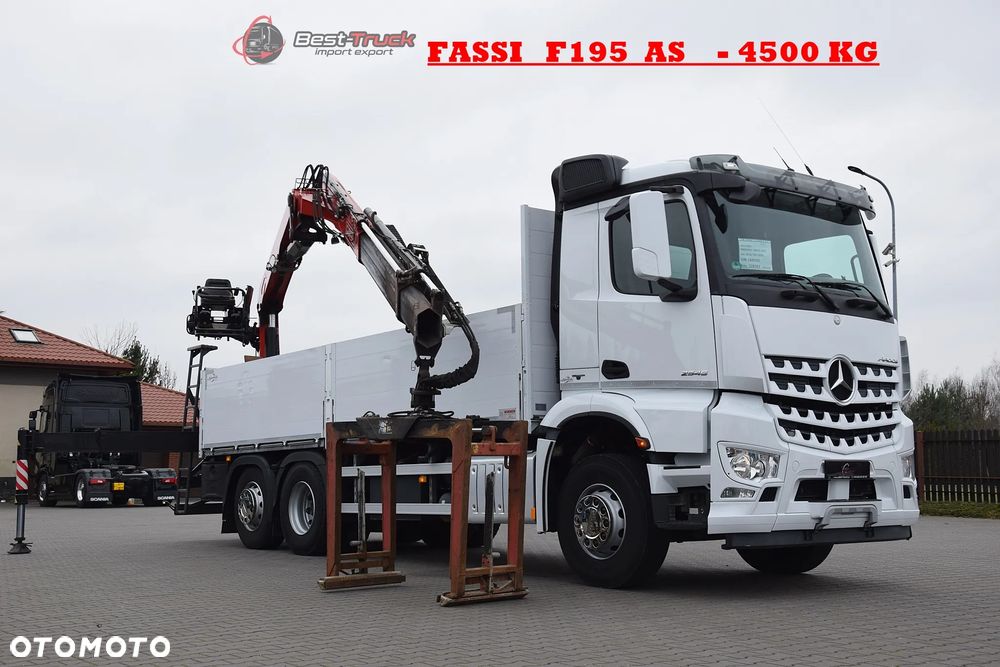 UDT / sprowadzony z Niemiec  / ksiażka serwisowa