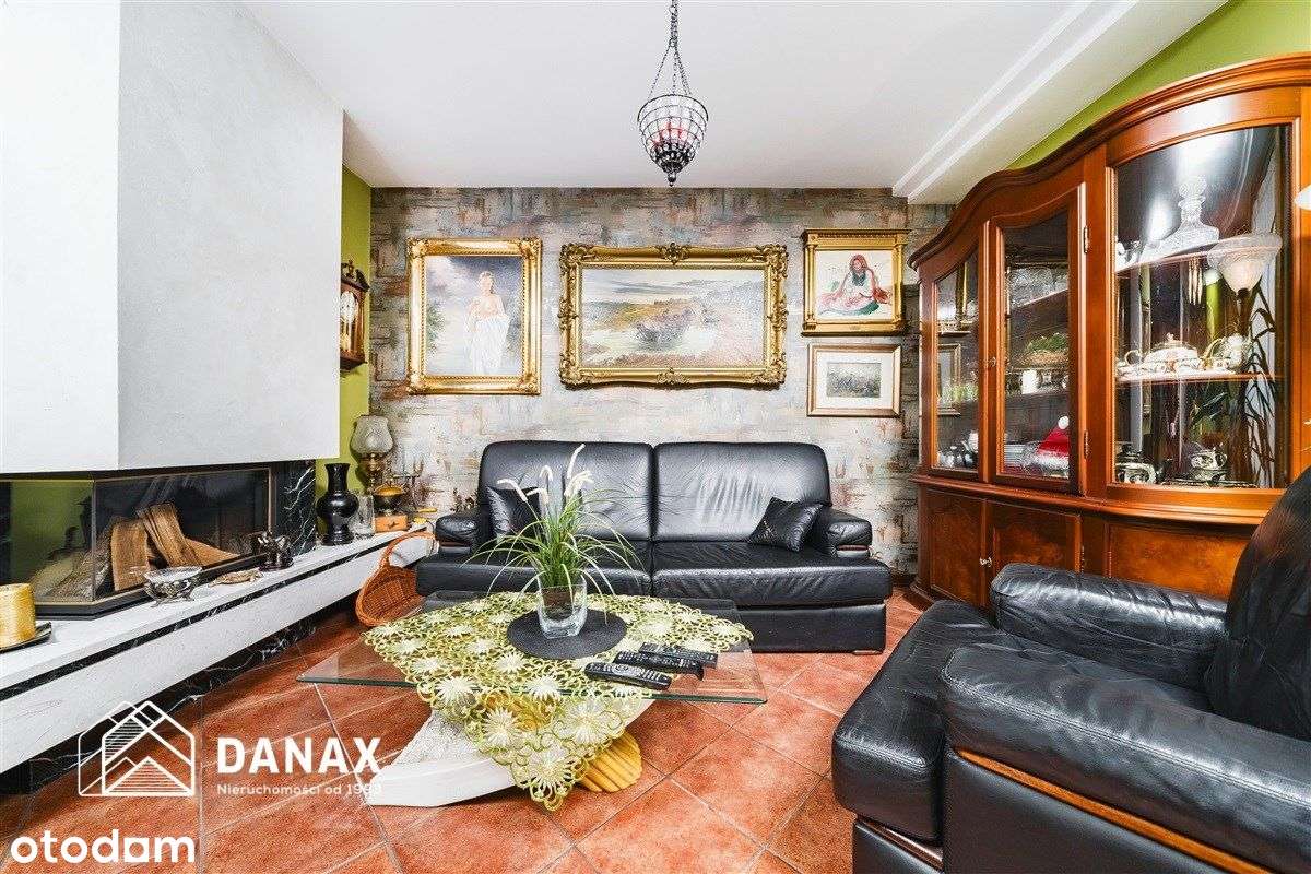 mieszkanie 5pokojowe z balkonem, piwnicą i garażem - Pełny obrazek: 2/19