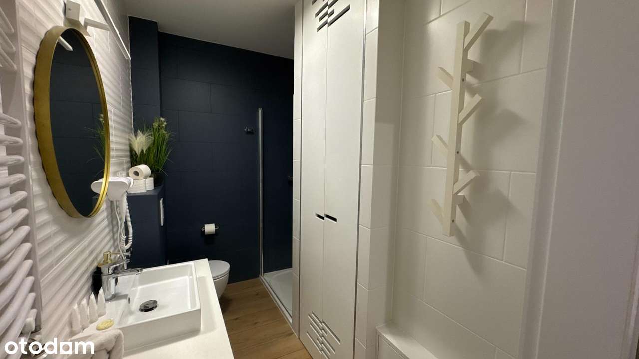 Apartament 34 m² z tarasem i basenem w Pobierowie - miejsce parkingowe-5