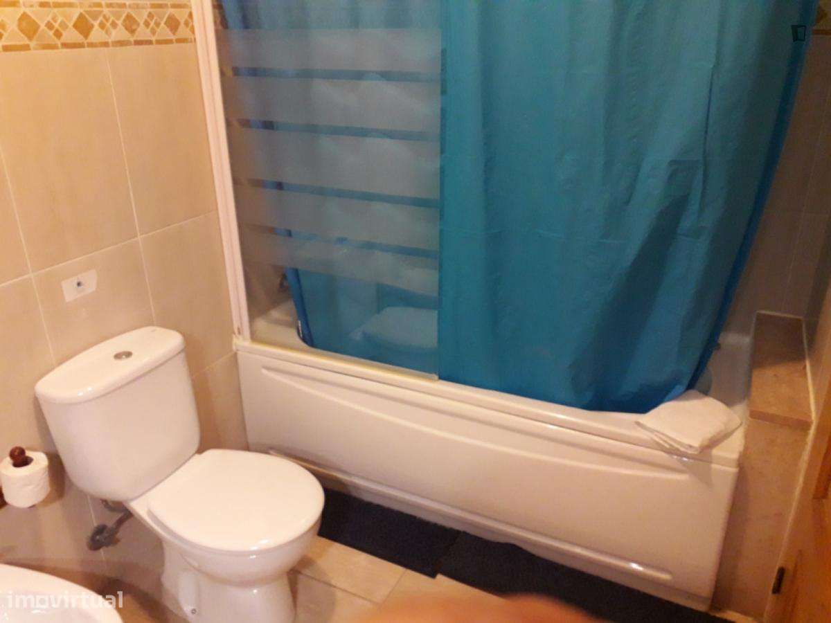 Apartamento com 3 quartos - localizado em Portimao - Grande imagem: 4/9