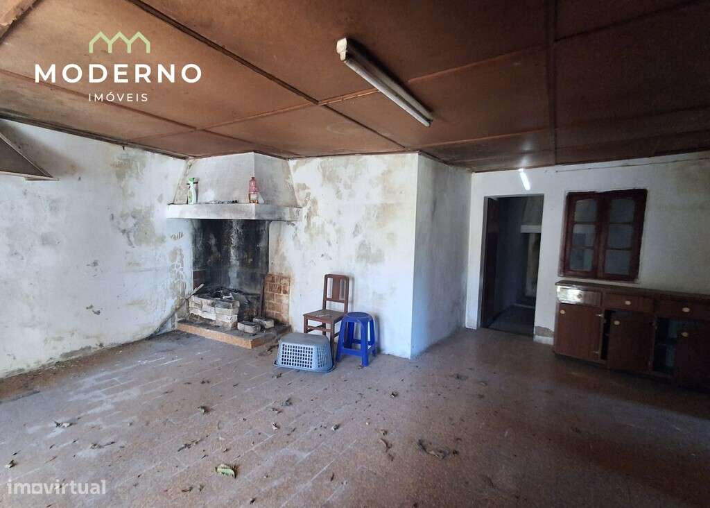 Moradia para recuperar – Guia, Pombal-13
