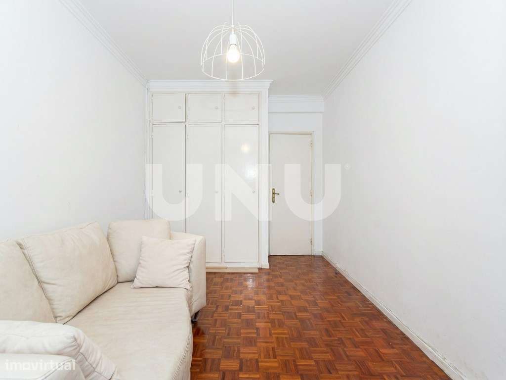 Apartamento T3 no Carregado, com parqueamento!-15