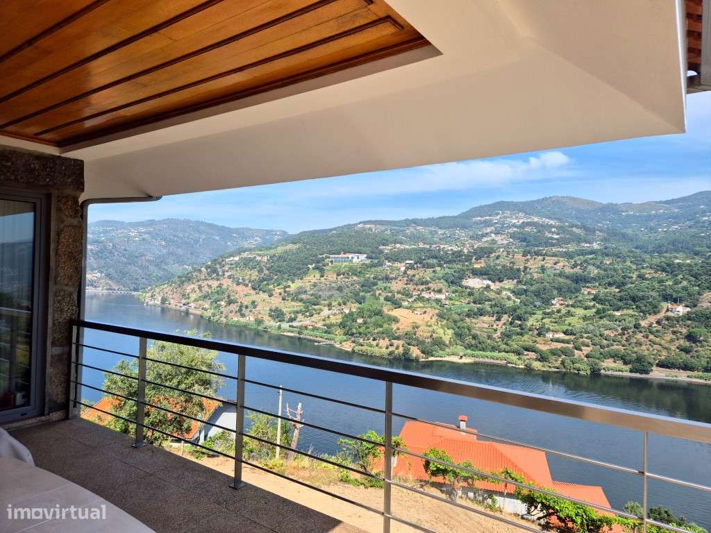 Casa fim semana c/ vistas espetaculares p/ o Douro.-5