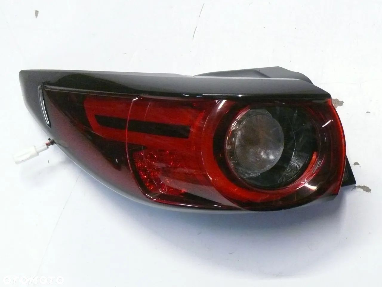 LAMPA TYLNA LEWA MAZDA CX5 II 2017 2022 LED - 1