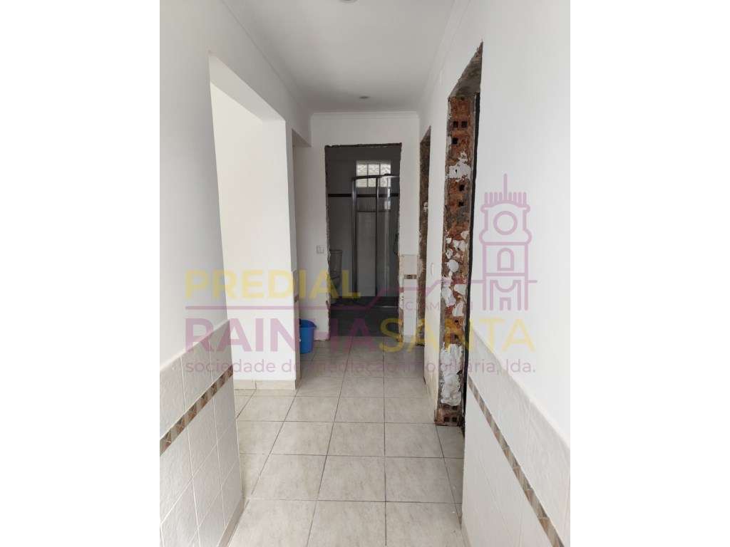 Moradia Bi Familiar T4 Santarém-7