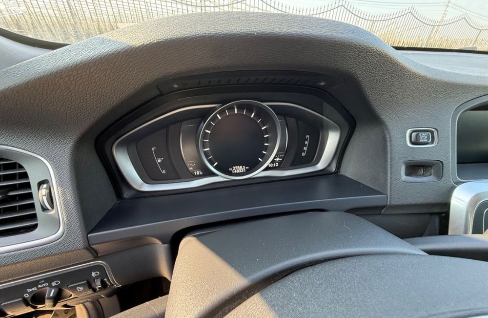 Volvo V60 I T2 Geartronic Kinetic 2017