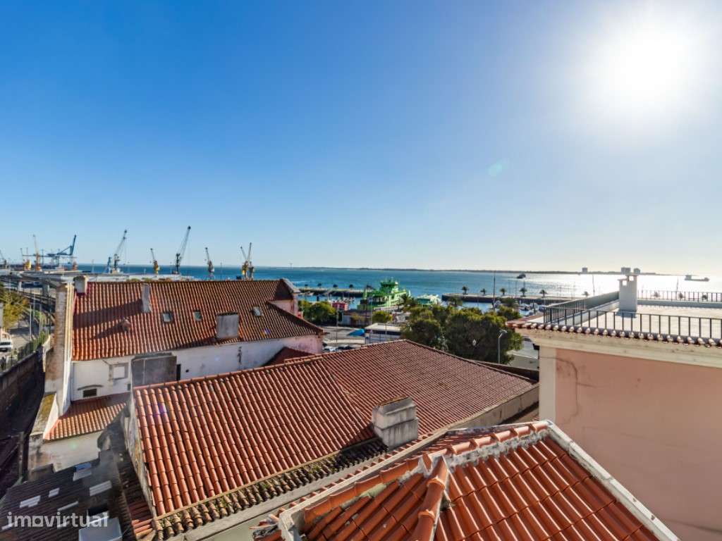 PRÉDIO PARA REABILITAÇÃO NO CENTRO HISTÓRICO DE SETÚBAL | OP-23