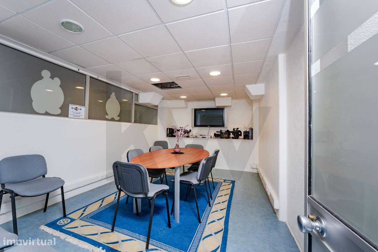 Espaço Comercial Amplo, Multifuncional e Versátil | Paço de Arcos - Grande imagem: 5/25
