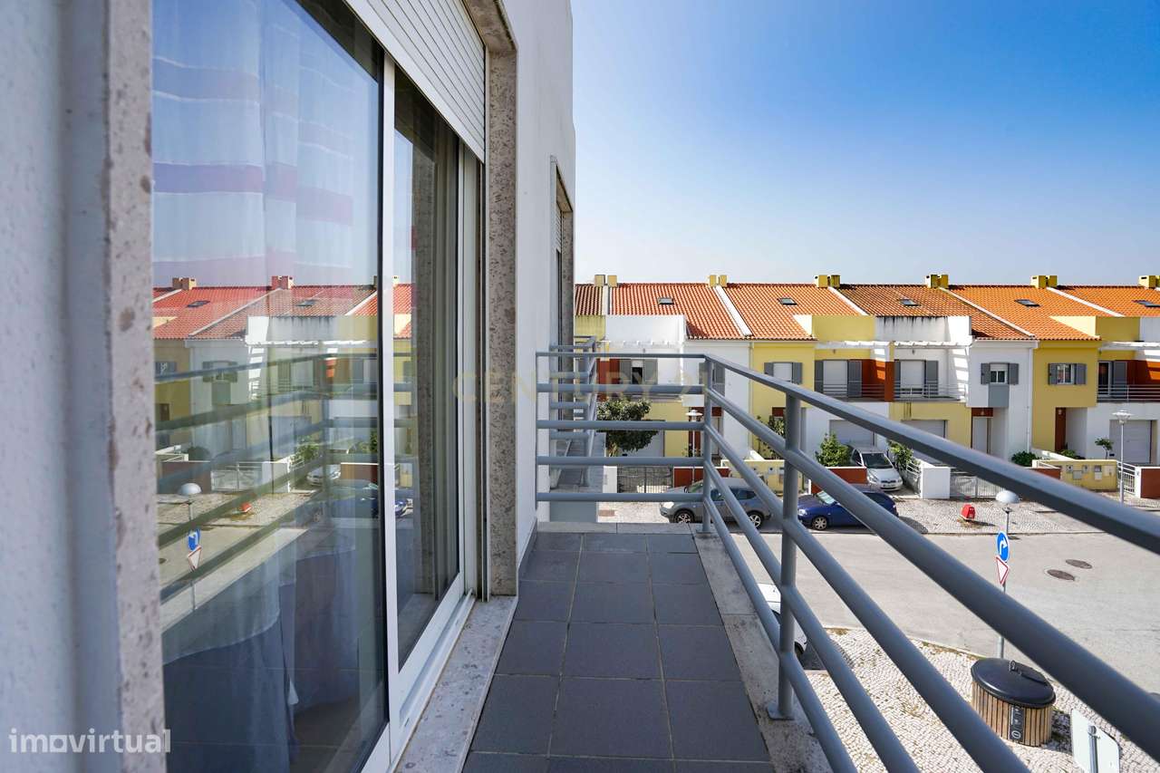 Apartamento T3 Excelentes áreas-9