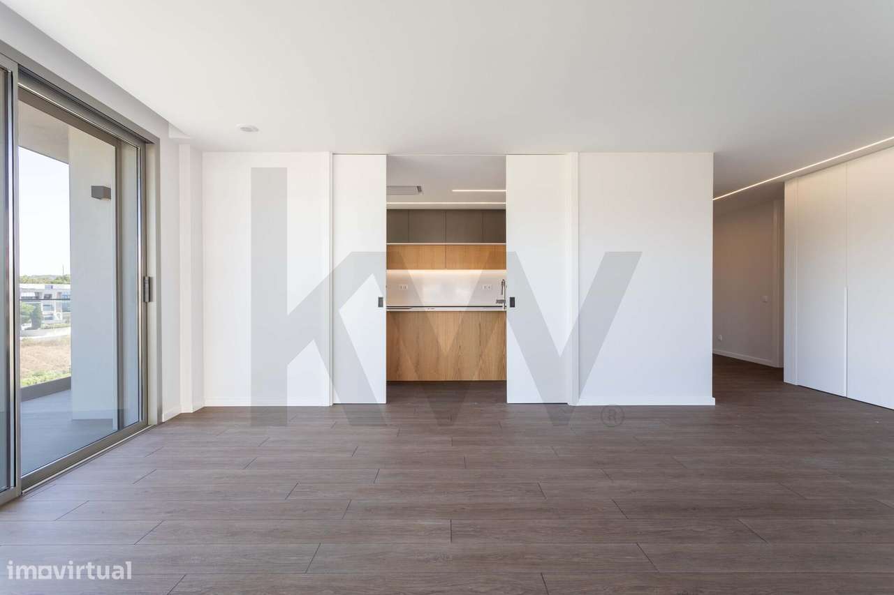 Exclusivo T3 Novo com Varandas de 51m2 | 2 Lugares de Garagem e Arreca-50