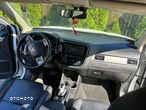 Mitsubishi Outlander 2.0 4WD Plug-In Hybrid - 10