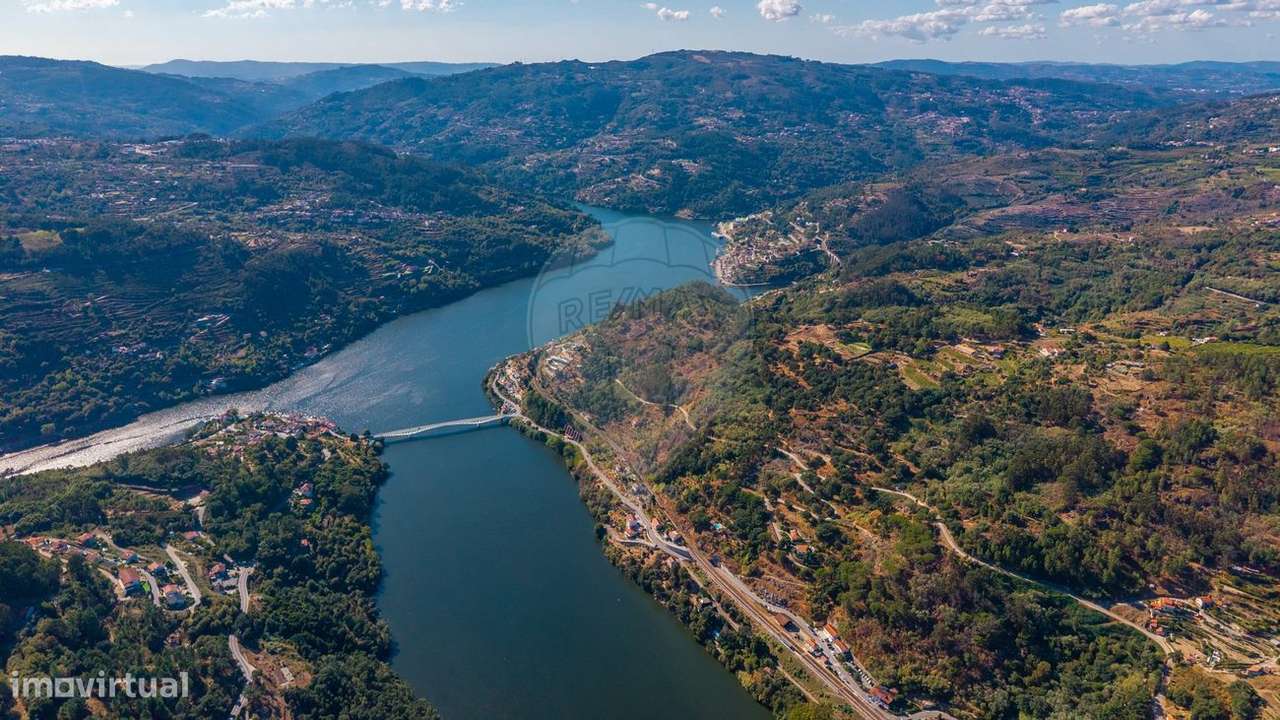 Terreno  para venda - Grande imagem: 2/7