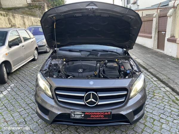 Mercedes-Benz GLA 220 d 4Matic 7G-DCT AMG Line - 30