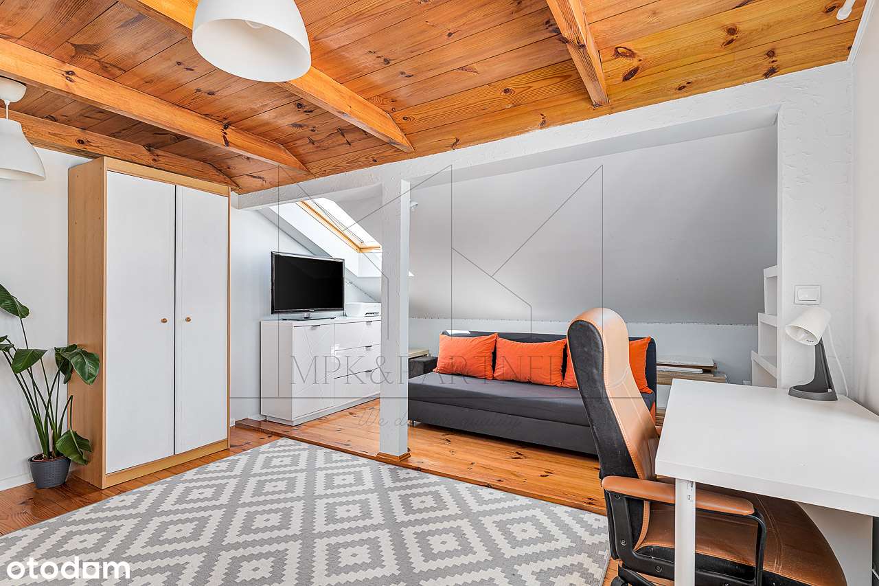 Przestronny, dwupoziomowy apartament 30 minut od centrum Warszawy!-10