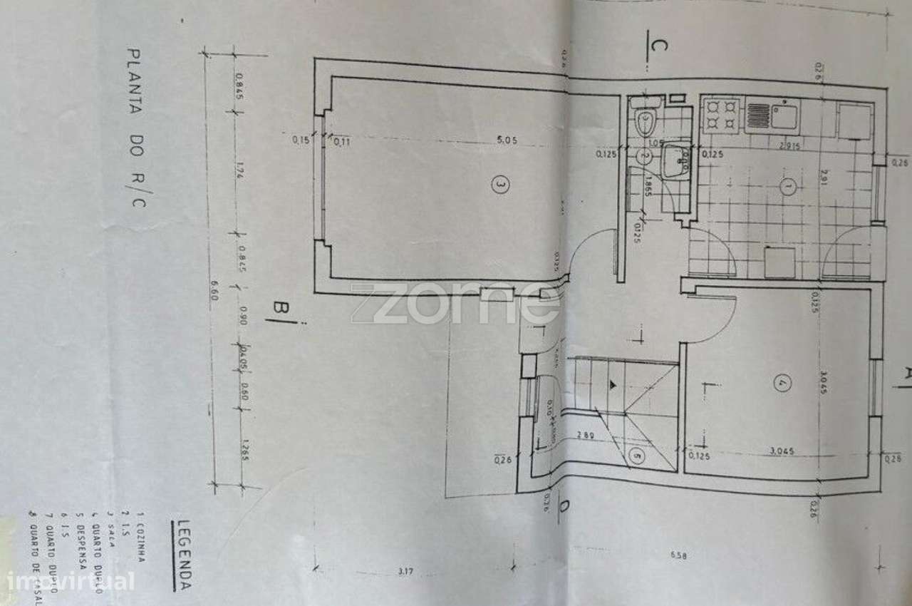 Moradia T3+1 em Manique de Cima a necessitar de acabamentos-23