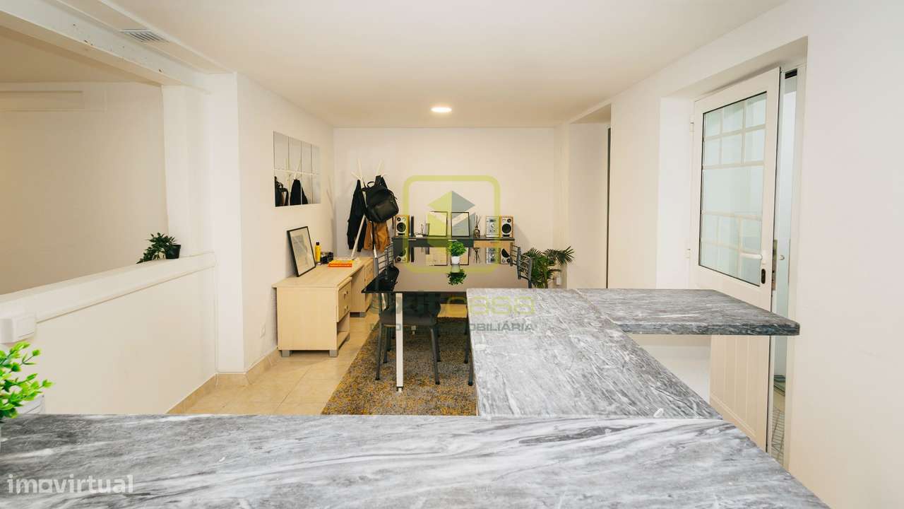 Moradia T4 na zona histórica-5