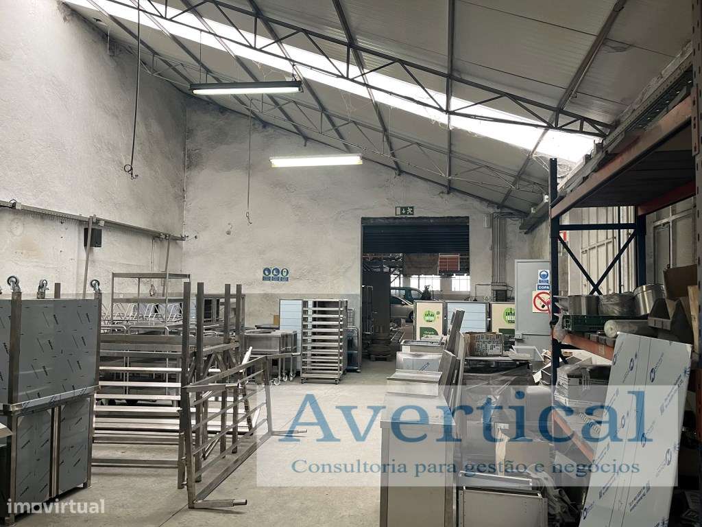 Armazém Industrial C/500m2 - Milheirós - Maia-6