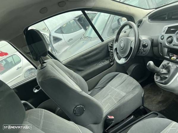 Renault Grand Scenic 1.5Dci para peças - 3