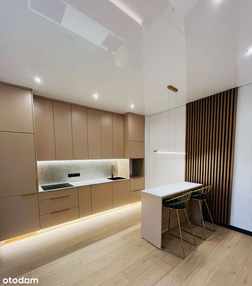 Ustawna kawalerka po remoncie w kamienicy – gotowa do zamieszkania-1