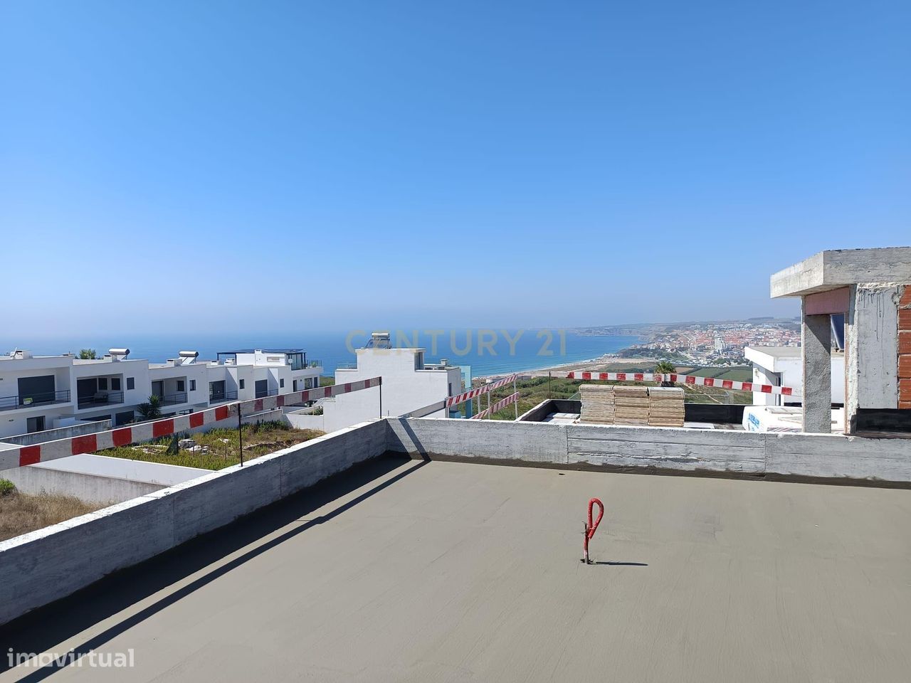 Moradia com piscina em construção com vista mar - Areia Branca,  Louri - Grande imagem: 1/15