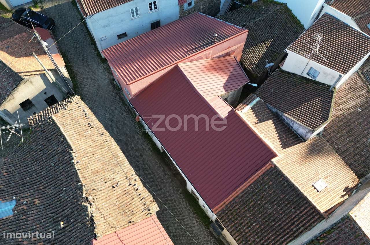 Moradia T1 para recuperar no Casal de São José em ARGANIL - Grande imagem: 4/16