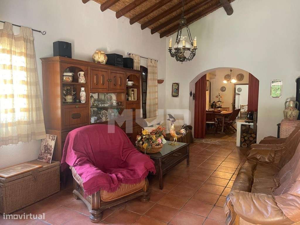 Quinta com 3 quartos e forno em Santa Bárbara de Nexe, Faro.-23