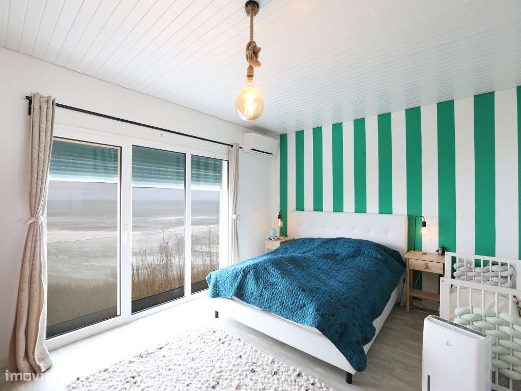 Moradia isolada V2+2 com vista mar na Praia da Légua-21