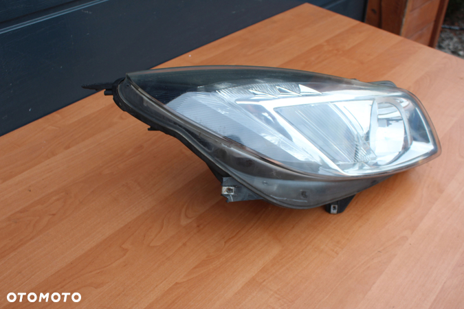 LAMPA PRAWY PRZÓD OPEL INSIGNIA BIXENON SKRĘTNY PRZED LIFT EUROPA - 3