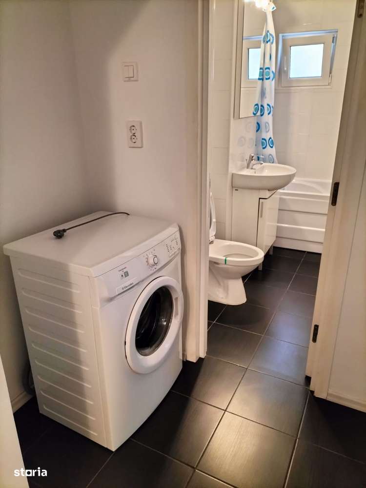 Apartament 3 camere Micro 3 - Imagine principală: 4/12