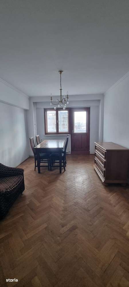 Vand apartament 3 camere, ultracentral, Pitesti, Maior Sontu-Republici - Imagine principală: 2/18