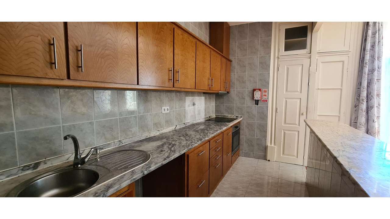 T2kit–Junto ao Campo 24 de Agosto - Grande imagem: 5/30