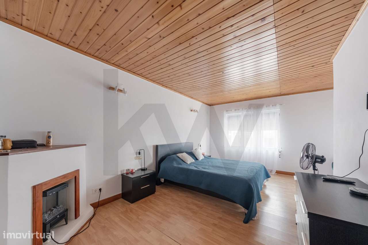 Moradia T4 na Estrada 25 de Abril no Concelho da Praia da Vitória - Grande imagem: 3/21