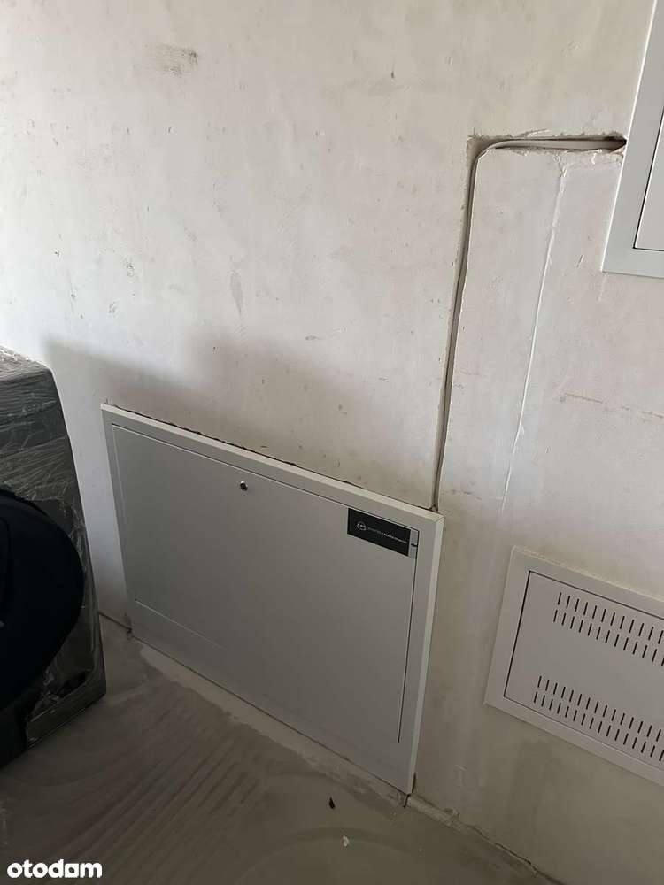 2 pokoje z ogródkiem, komórką lok., mcem w garażu podziemnym-9