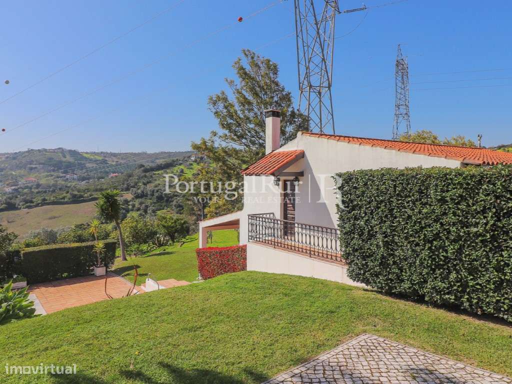 Quintinha com várias habitações em Vila Franca de Xira-59