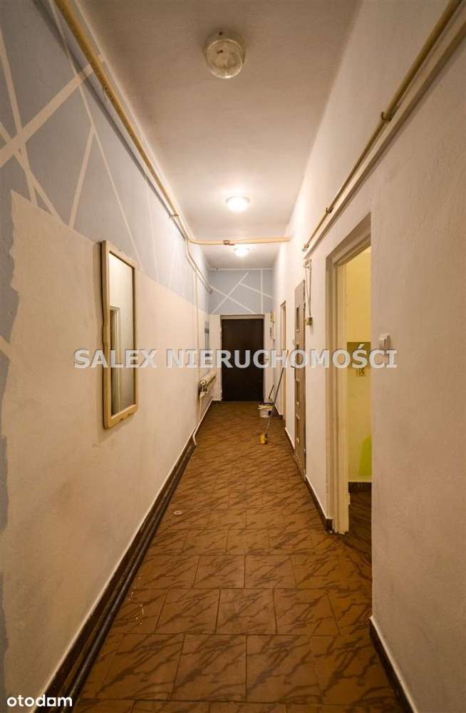 Budynek handlowo-usługowy z własnością gruntu-14