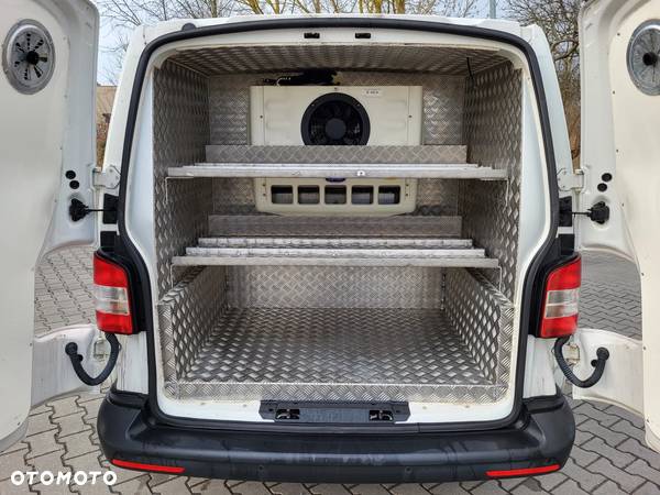 Volkswagen Transporter T5 T6 - 15