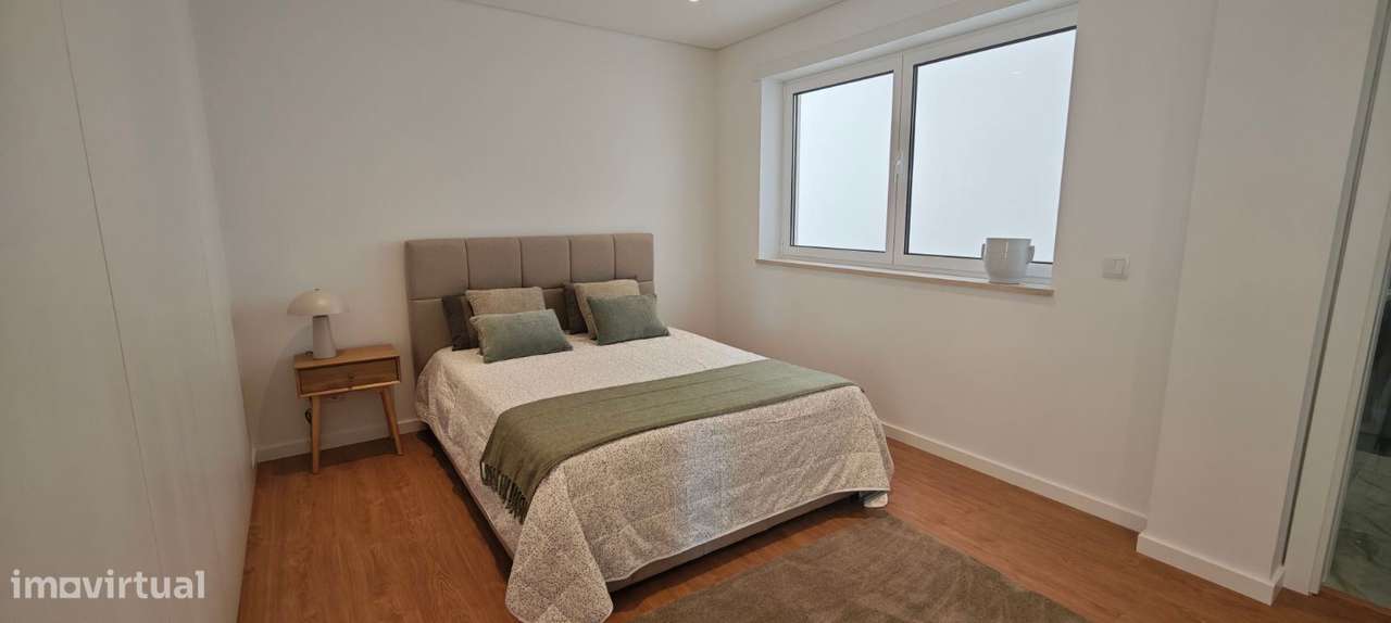 Apartamento T3 com  2 varandas e vistas de mar. A 1 minuto da praia-5