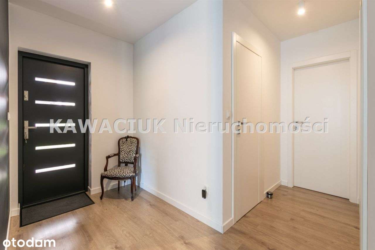 Przepiękny Dom Z Ogródkiem W Dobrej Lokalizacji-10