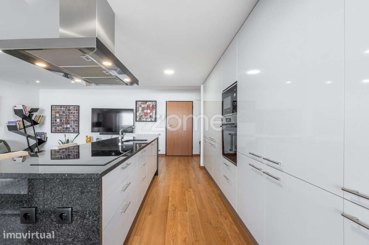 APA T2, varanda 35m², condomínio fechado, Molares 20, Paranhos, Por...-11