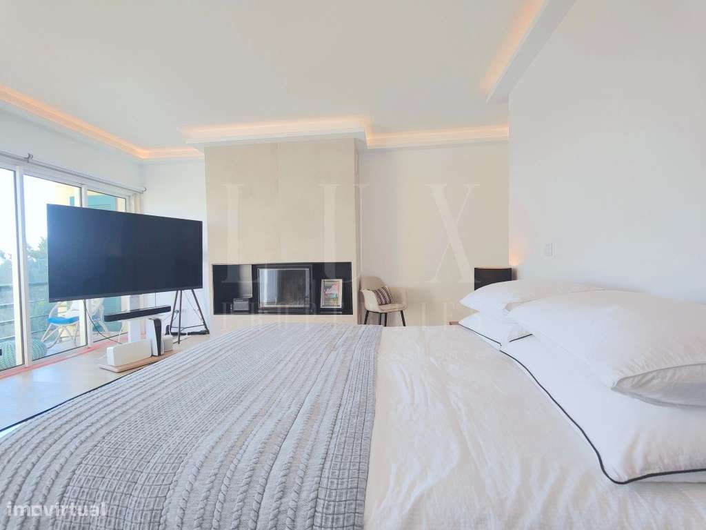 PENTHOUSE T5 DE LUXO COM VISTA FRONTAL DE MAR NO CENTRO DO ESTORIL-27