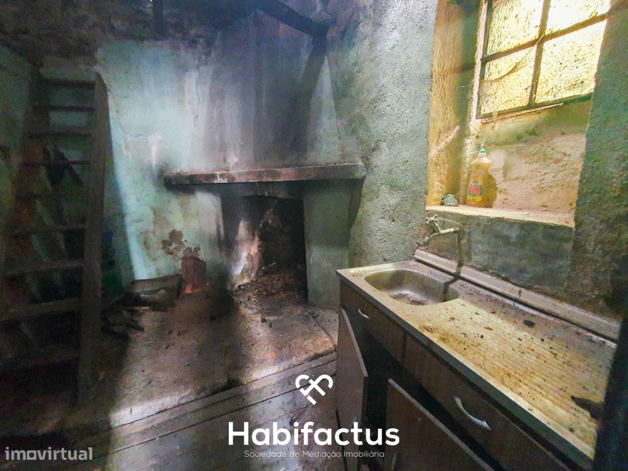 Moradia em Pedra para Restaurar na zona de Santar - Grande imagem: 5/11