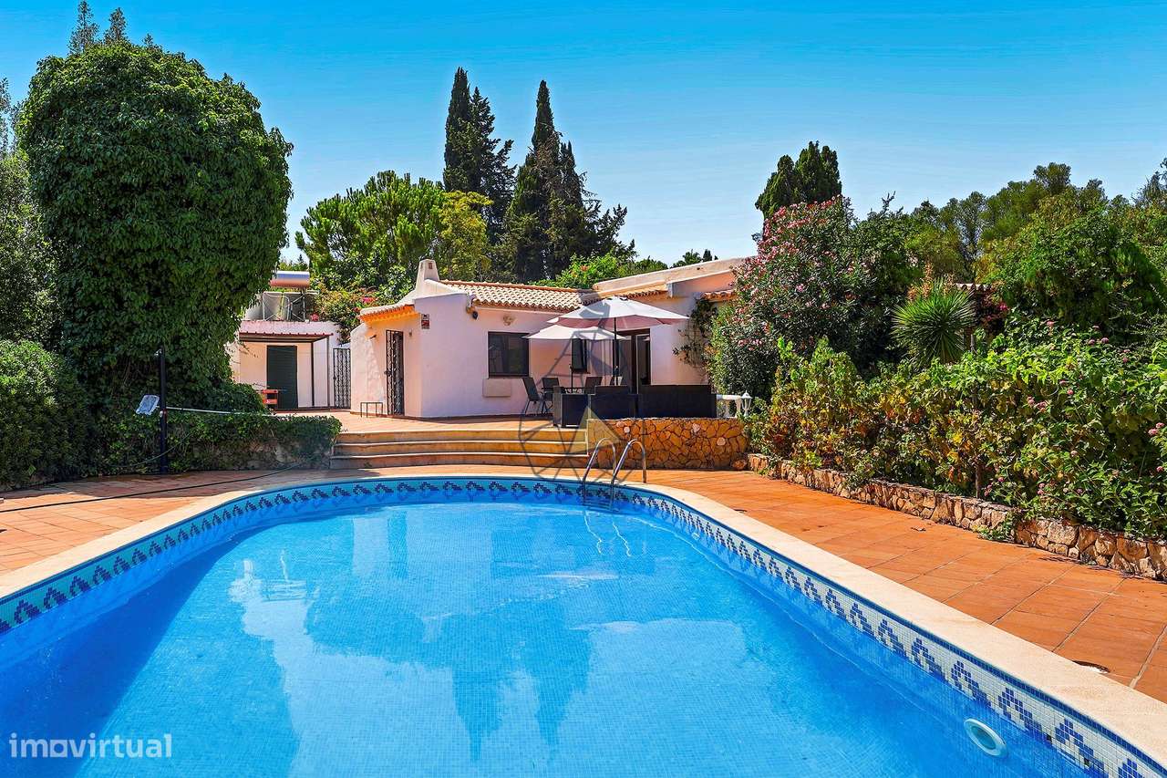 Moradia T3 com Piscina e Jardim + Anexo Urbanização Serra e Mar - Port-46