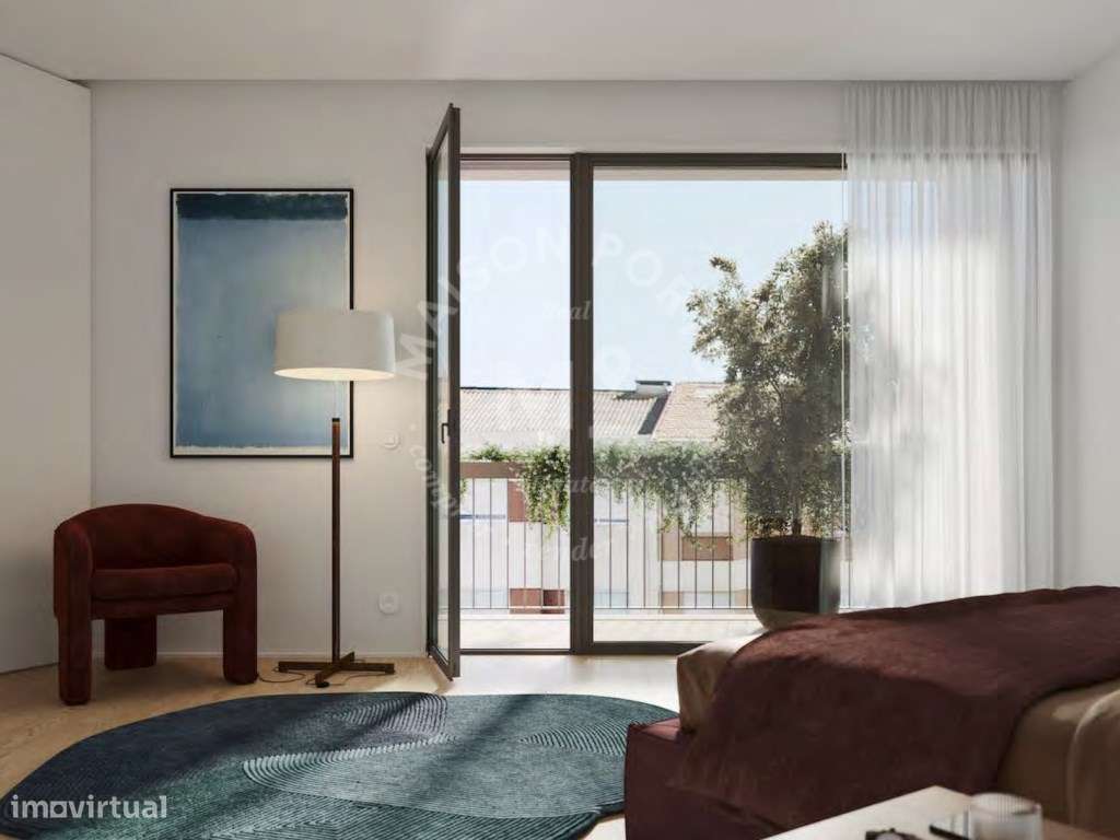 Apartamento T1+1 com Lugar de Estacionamento próximo a Igreja do Bo... - Grande imagem: 2/7