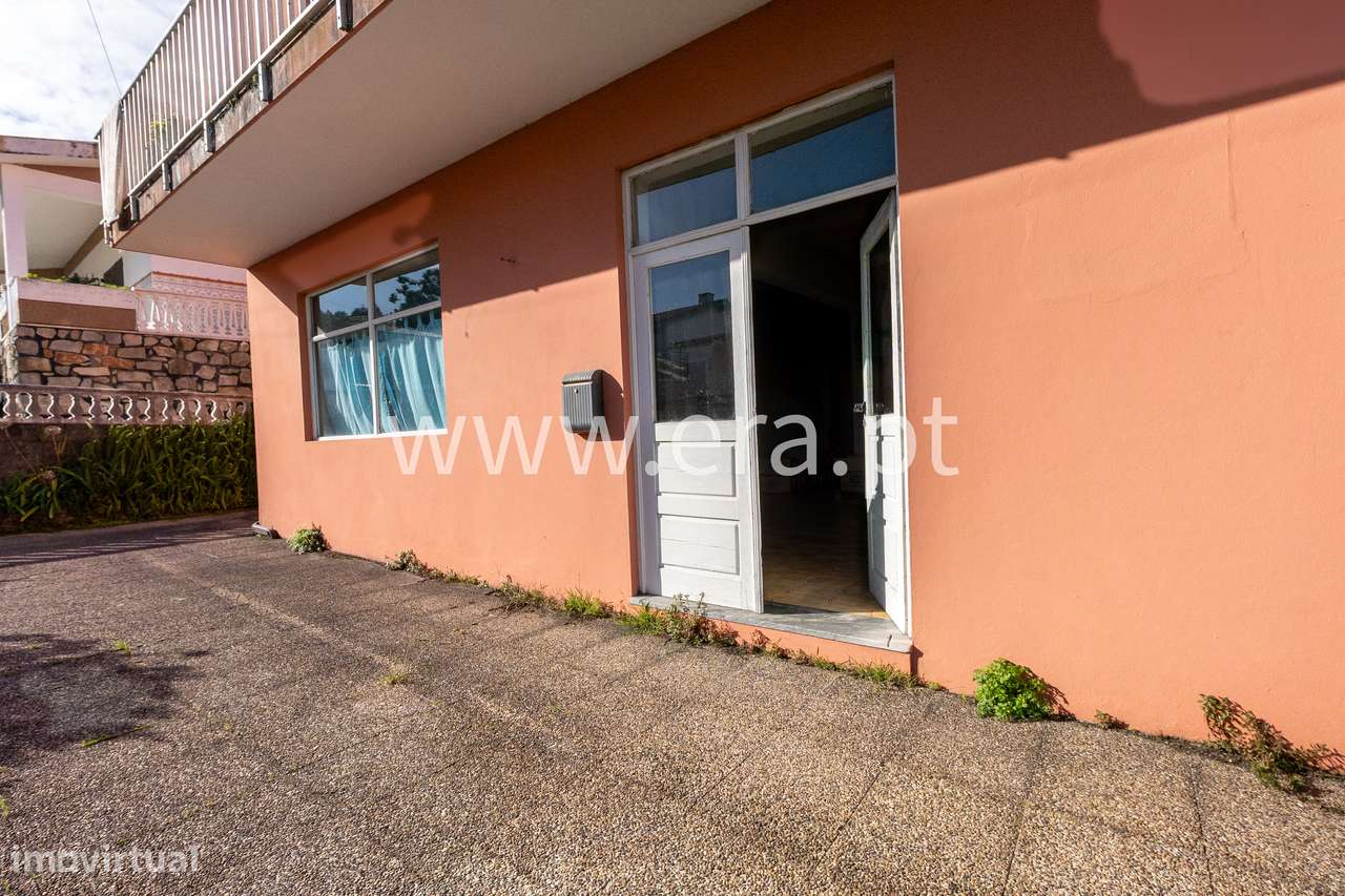 Moradia em Moledo com Vistas Deslumbradas!-17