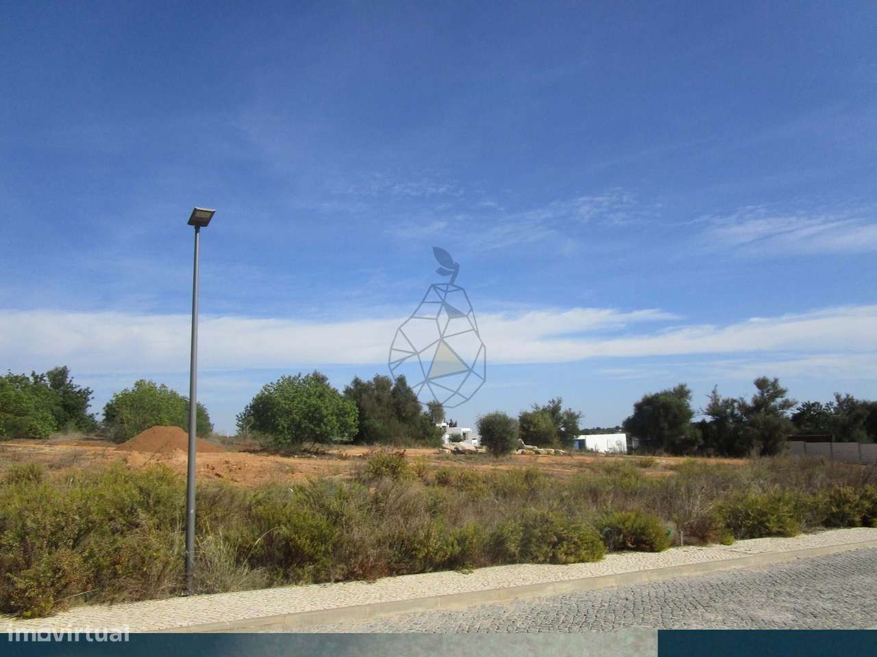 Lote para construção de moradia isolada com piscina em campo de golfe - Grande imagem: 2/7