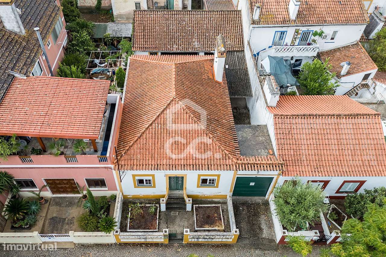 Moradia T3 c/ Quintal e Garagem no Centro de Montemor-o-Novo, Évora-25